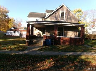317 S 5th St, Greenville, IL
