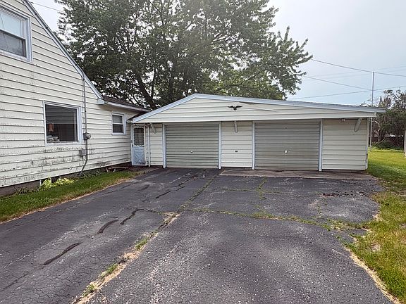 4th image of 1782 Vine St