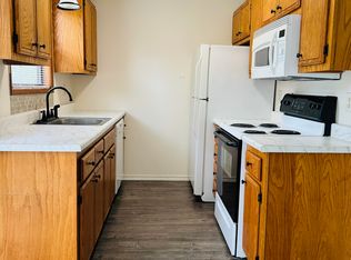 7885 SW Fanno Creek Dr APT 2, Tigard, OR 97224