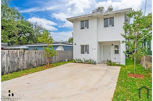Building Photo - 2993 NW 45th St #NA