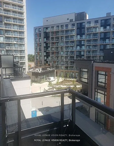 12 David Eyer Rd #Townhouse 1123 — Photo 3