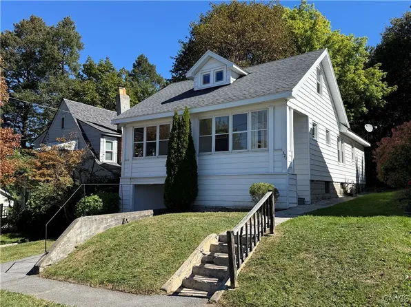 321 Mosley Dr, Syracuse, NY 13206