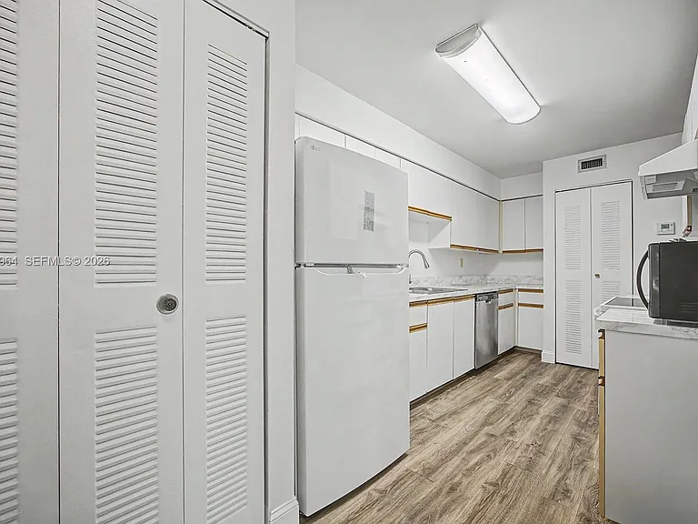 15575 Miami Lakeway N #206 — Photo 11