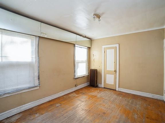 5th image of 6933 S Woodlawn Ave