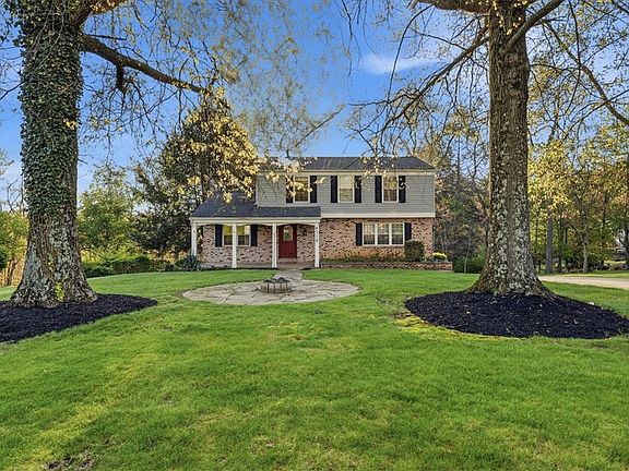 3rd image of 4119 Lee Manor Dr