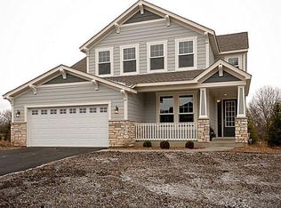 4111 Woodland Cove Pkwy, Minnetrista, MN 55364