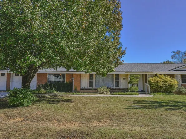 1204 Texas St, Mena, AR 71953