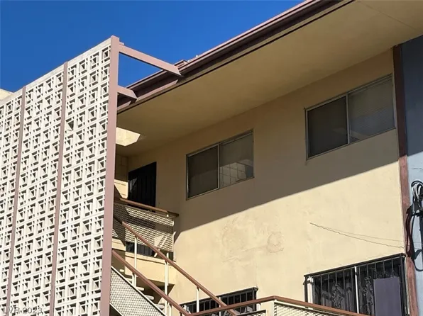356 E Desert Inn Rd APT 309, Winchester, NV 89109