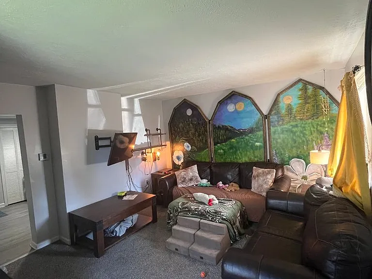 617 Van Roberts Pl — Photo 5