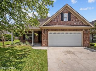 225 Silver Creek Loop, Sneads Ferry, NC 28460
