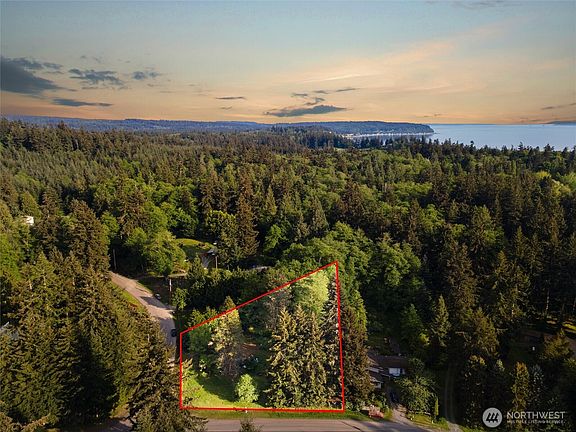 3rd image of 2844 Sunlight Drive