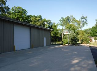 3413 N High Cross Rd, Urbana, IL 61802