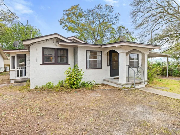 1928 Benton Ave, Niceville, FL 32578