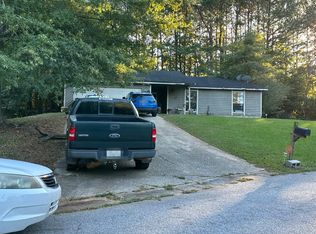 460 Cedar Ct, Riverdale, GA 30274