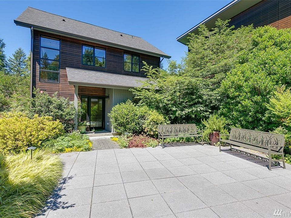 1st image of 896 Vineyard Ln