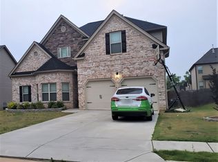 926 Shannon Mist Dr, Loganville, GA 30052