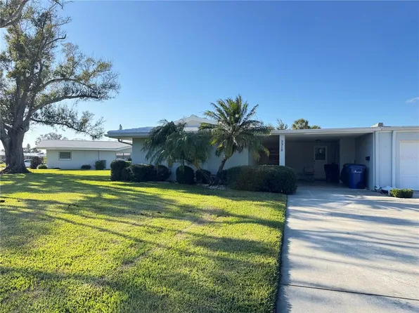 3318 Village Green Dr #823, Sarasota, FL 34239