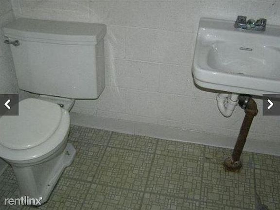 5 Bathroom2