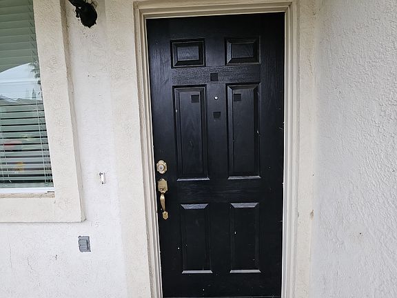 5th image of 2610 Woodshire Ct