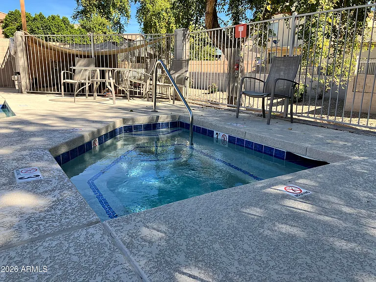7392 W Tierra Buena Ln — Photo 16