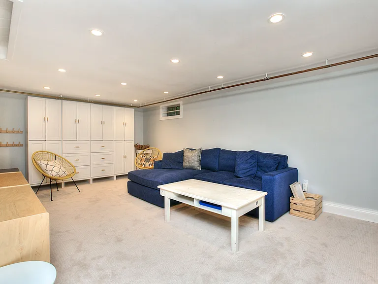 11 Treadwell Ave — Photo 34