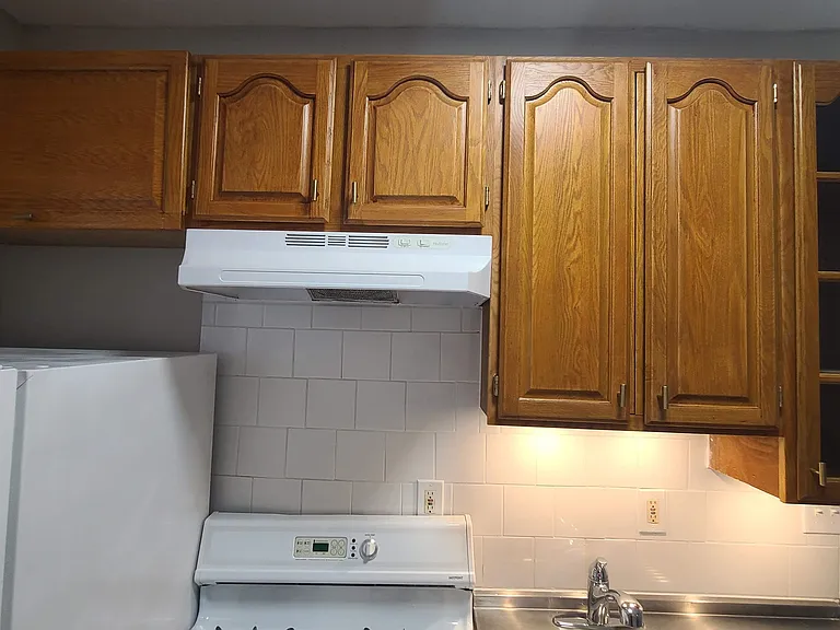 15 Hopkins Ave #1 — Photo 11