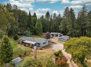 2424 Robinson Rd, Grants Pass, OR 97527