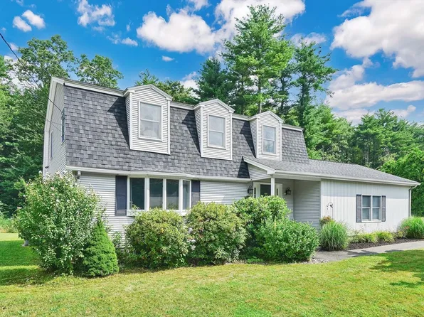 30 Sunnyside Ter, Wilbraham, MA 01095