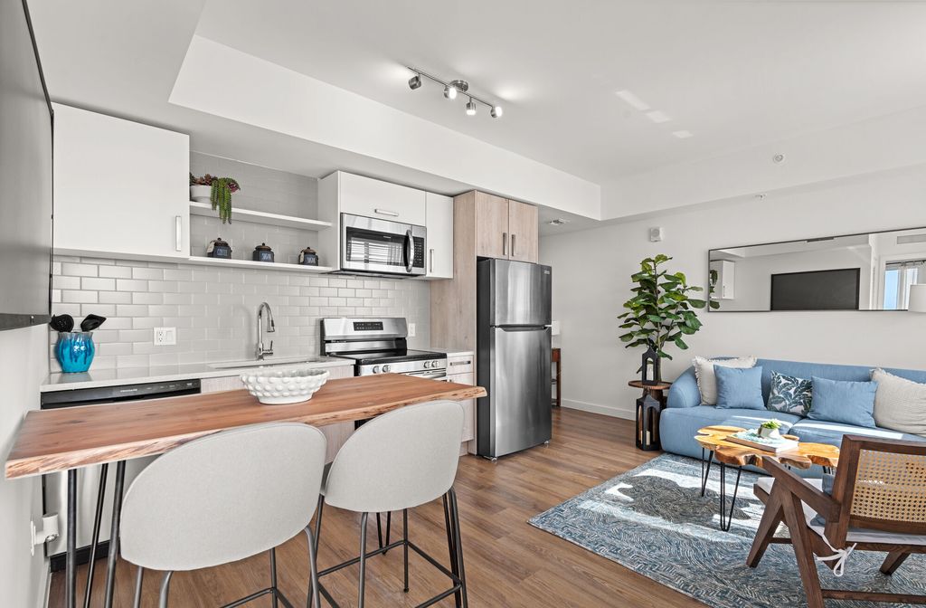 200 NE 1st Ave #107, photo 8