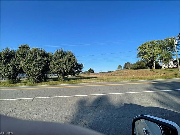 5th image of 101 Calloway Rd