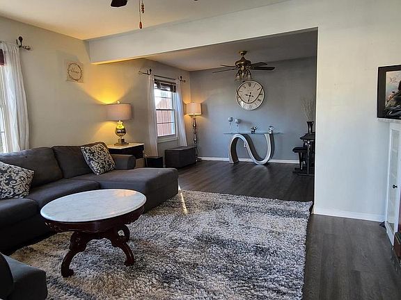 4th image of 111 Tremont St