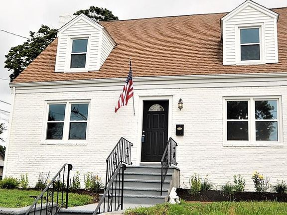 2nd image of 73 Daytona Ave