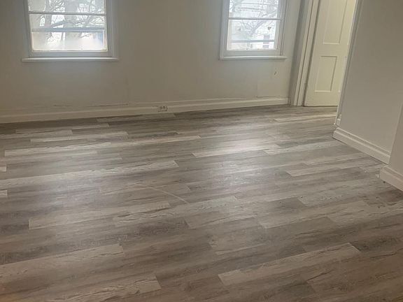 4th image of 2 Garner St Floor 1N
