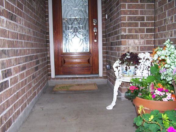 Decorative front entry