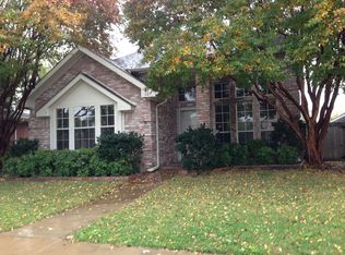 521 Raintree Cir, Coppell, TX 75019