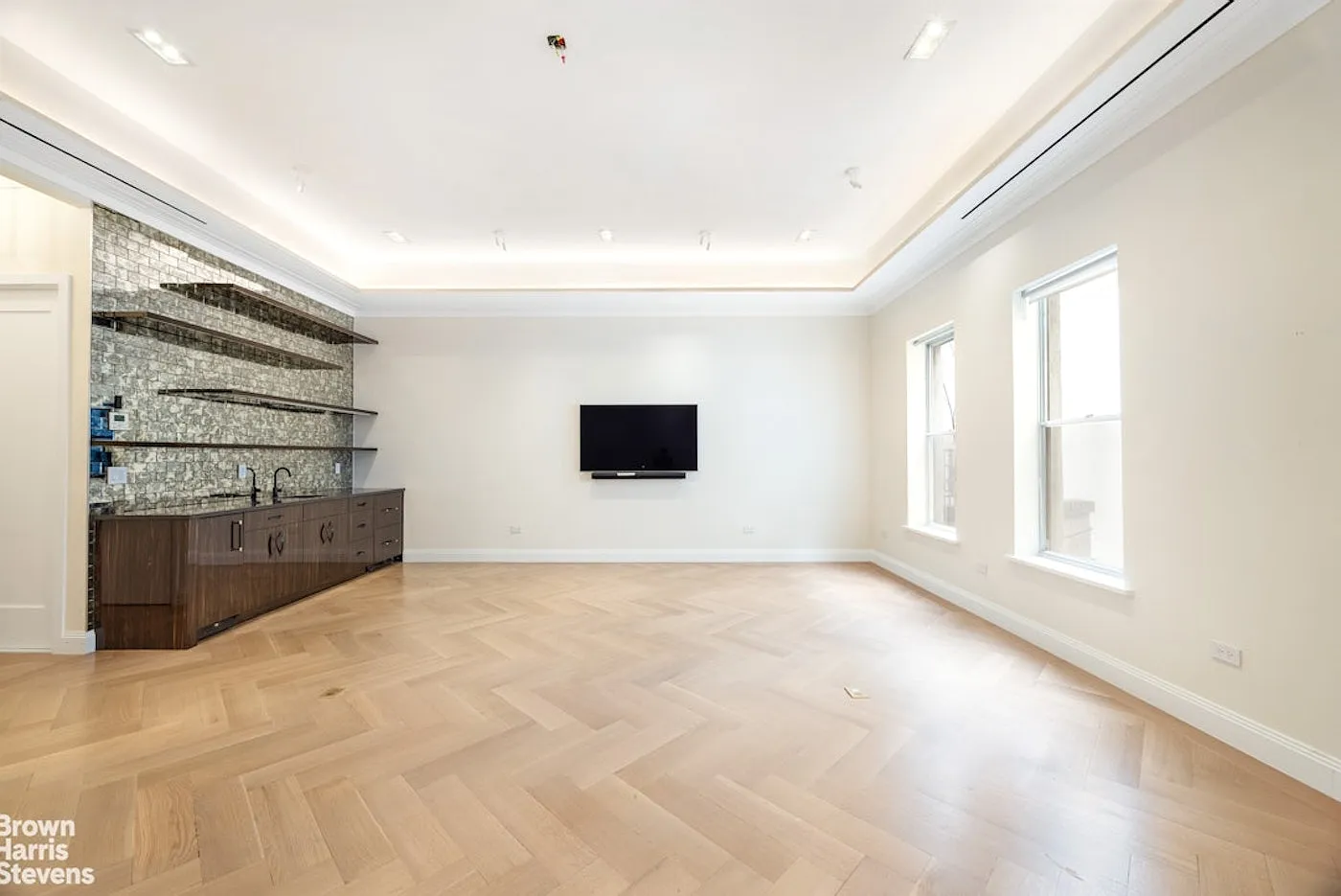9 East 82nd Street — Photo 4