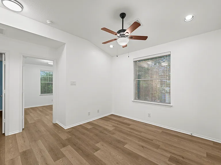 8613 Rock Pigeon Dr #205 — Photo 19