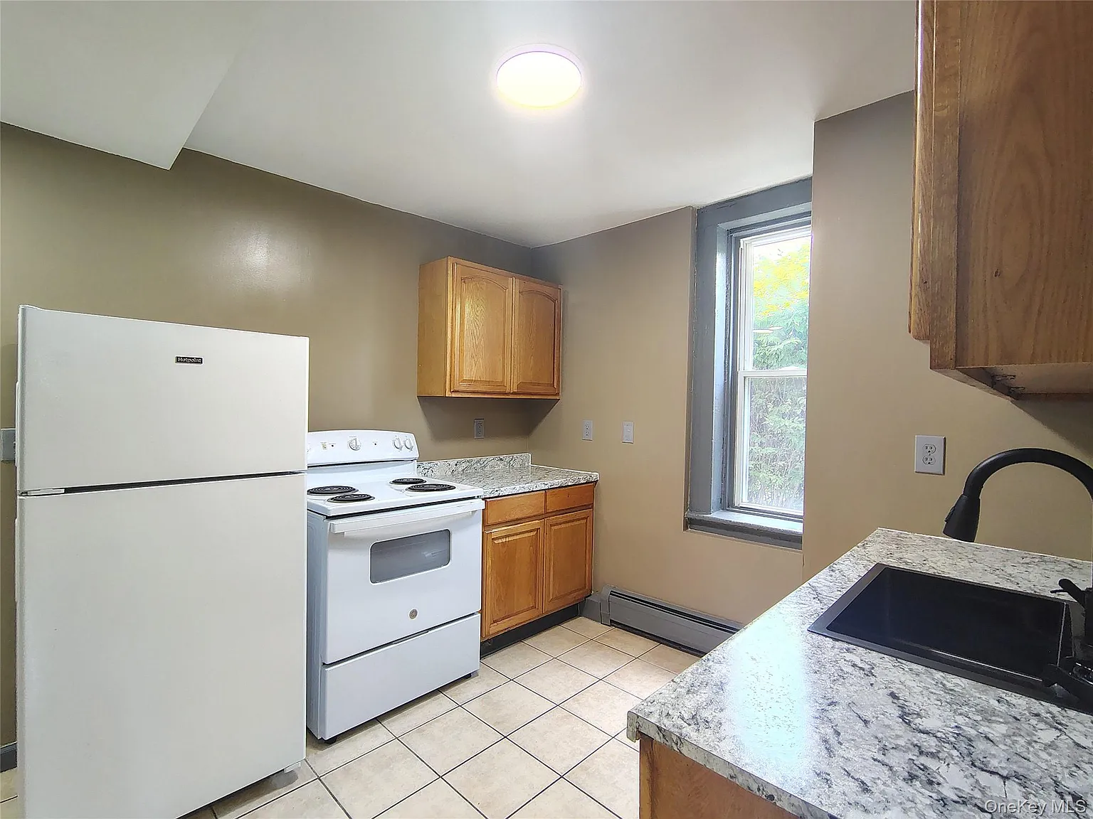 2 bed, 625 sqft, $1,800 — Photo 4