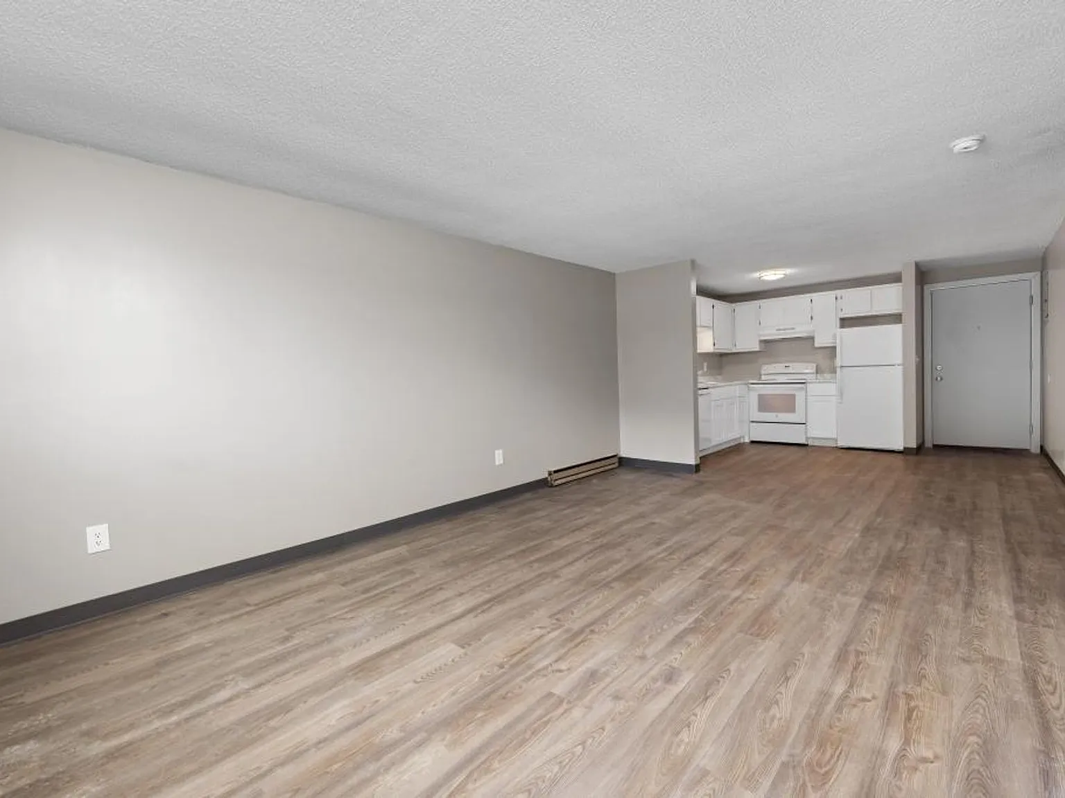 Maplewood Apartments — Photo 3