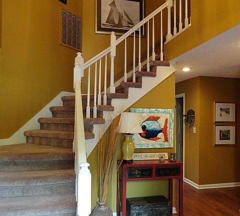 ENTRANCE STAIRS TO 2ND 