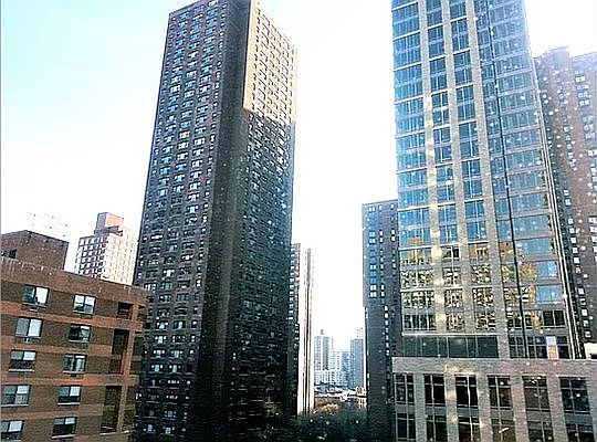 1st image of 200 E 94th St APT 717