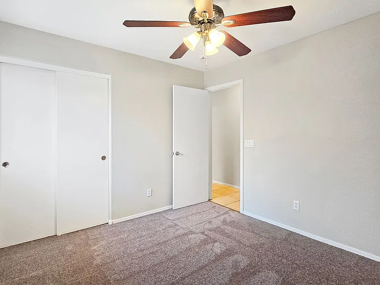 10225 N 94th Ln — Photo 12