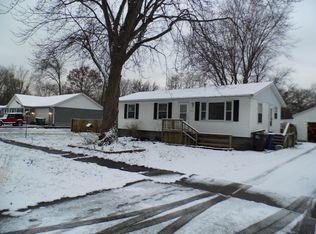 2424 Howard St, Lake Station, IN