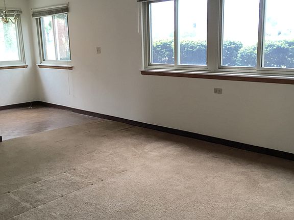 2nd image of 1543 2nd St APT 2