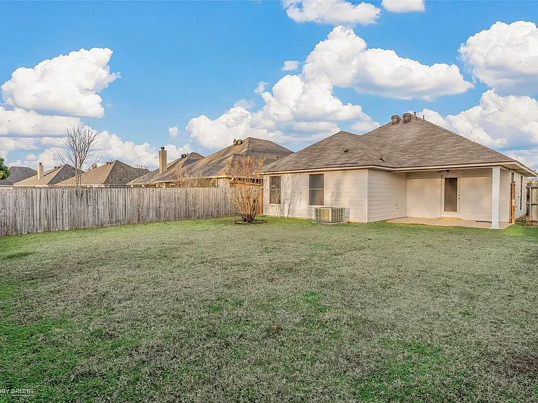 3303 Grand Lake Dr — Photo 20