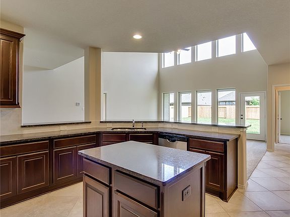 5th image of 2153 Mill Valley