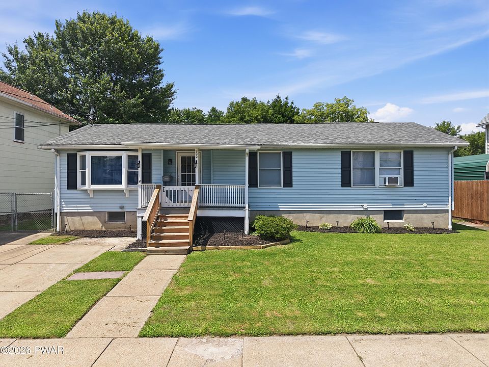 1st image of 202 Bowman St