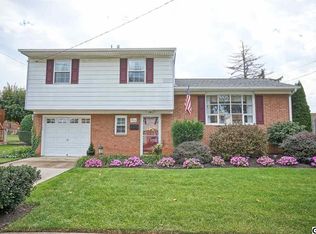 4624 S Clearview Dr, Camp Hill, PA 17011