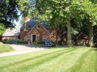 2510 Lovers Ln, Saint Joseph, MO 64506