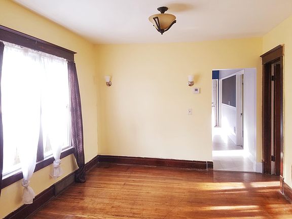 4th image of 336 Prospect Ave